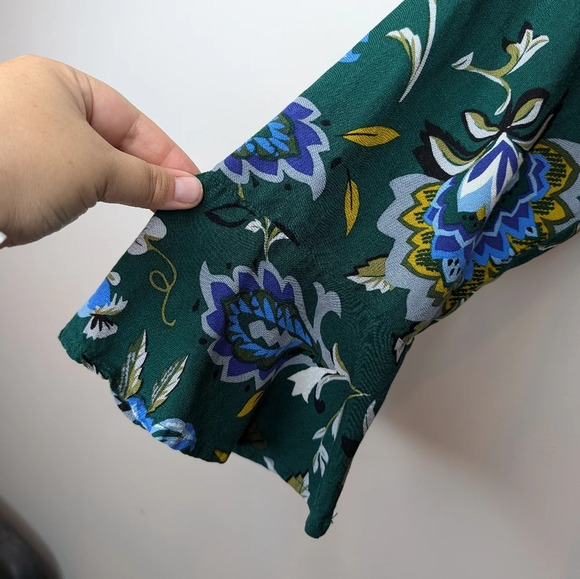 Old Navy Green Floral  Print Fit & Flare Bell Sleeve Tie Back Dress Women 14 - Picture 5 of 9